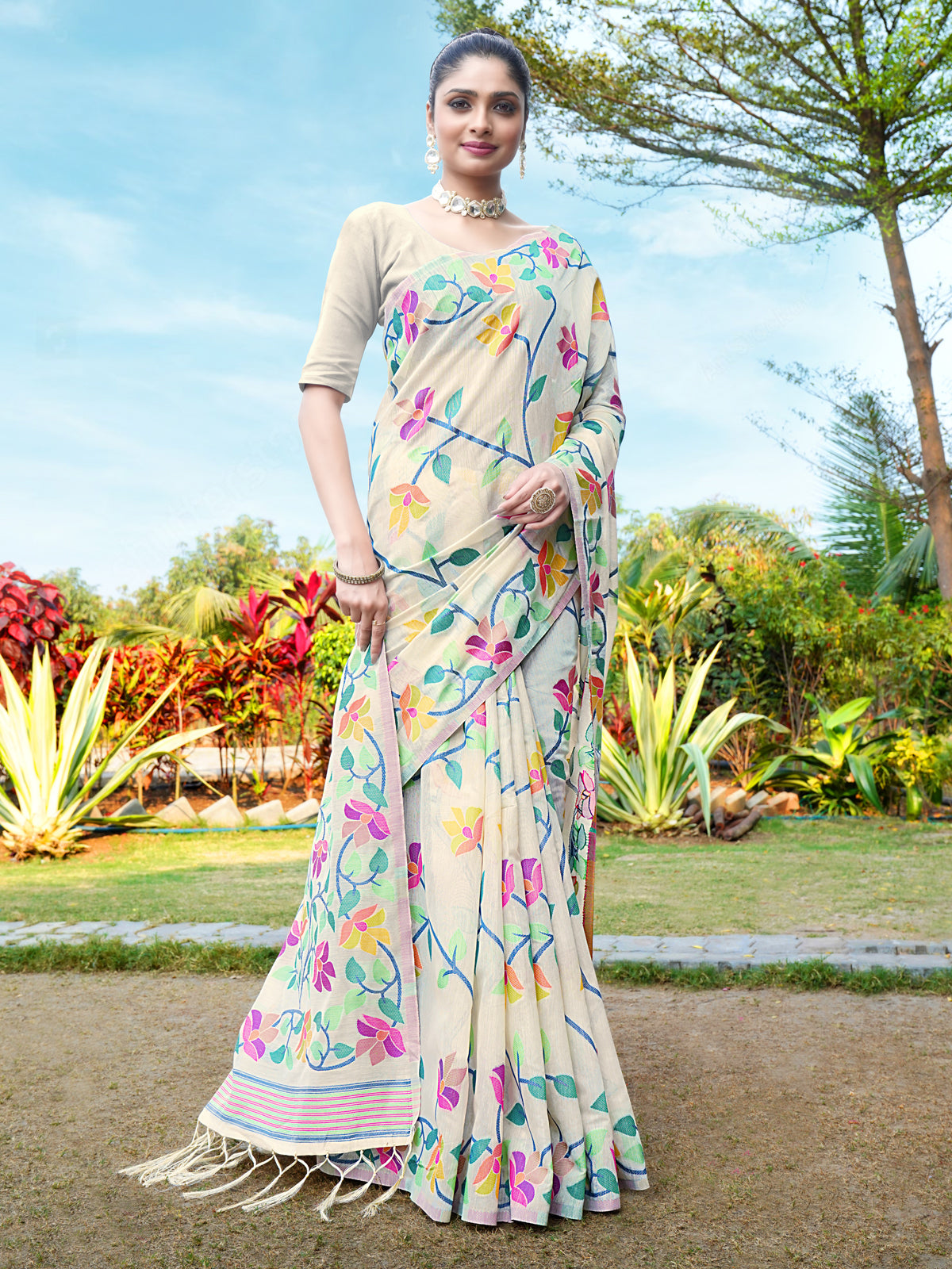 Elegant Off White Cotton Muslin Saree with Multicolored Floral Jaal Pattern