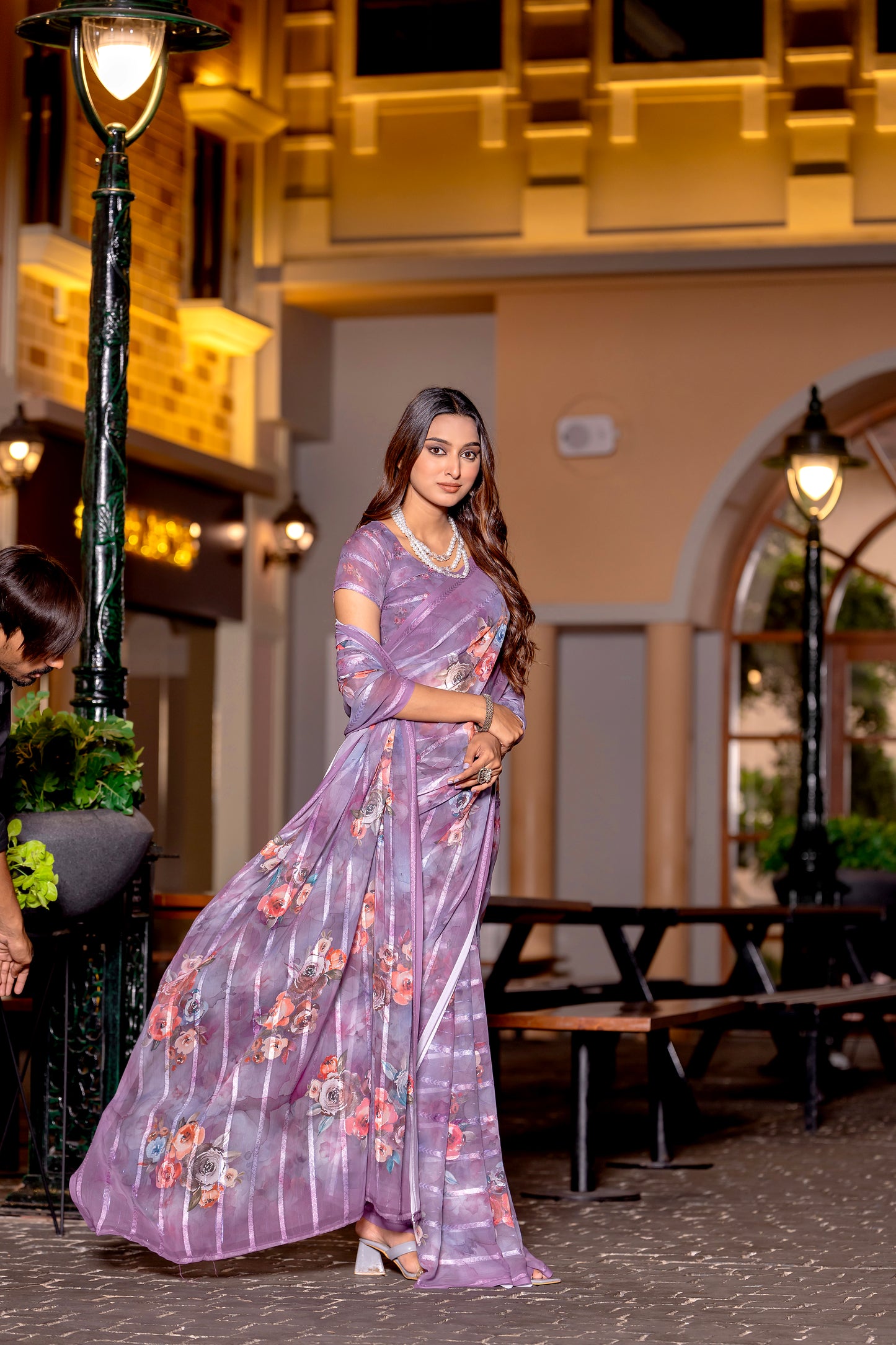 Elegant Weightless Saree Featuring Multi Colored Patterns
