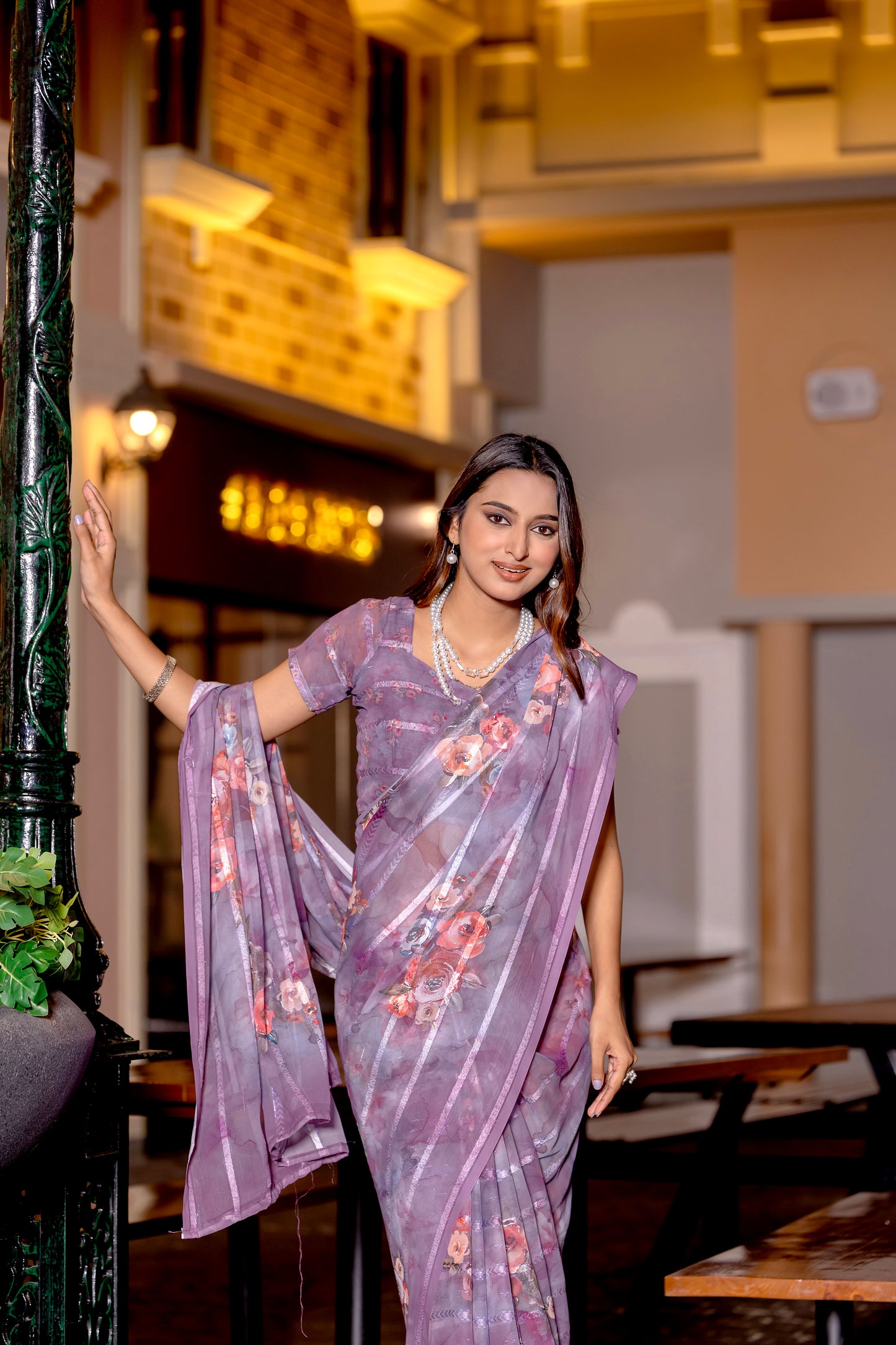Elegant Weightless Saree Featuring Multi Colored Patterns