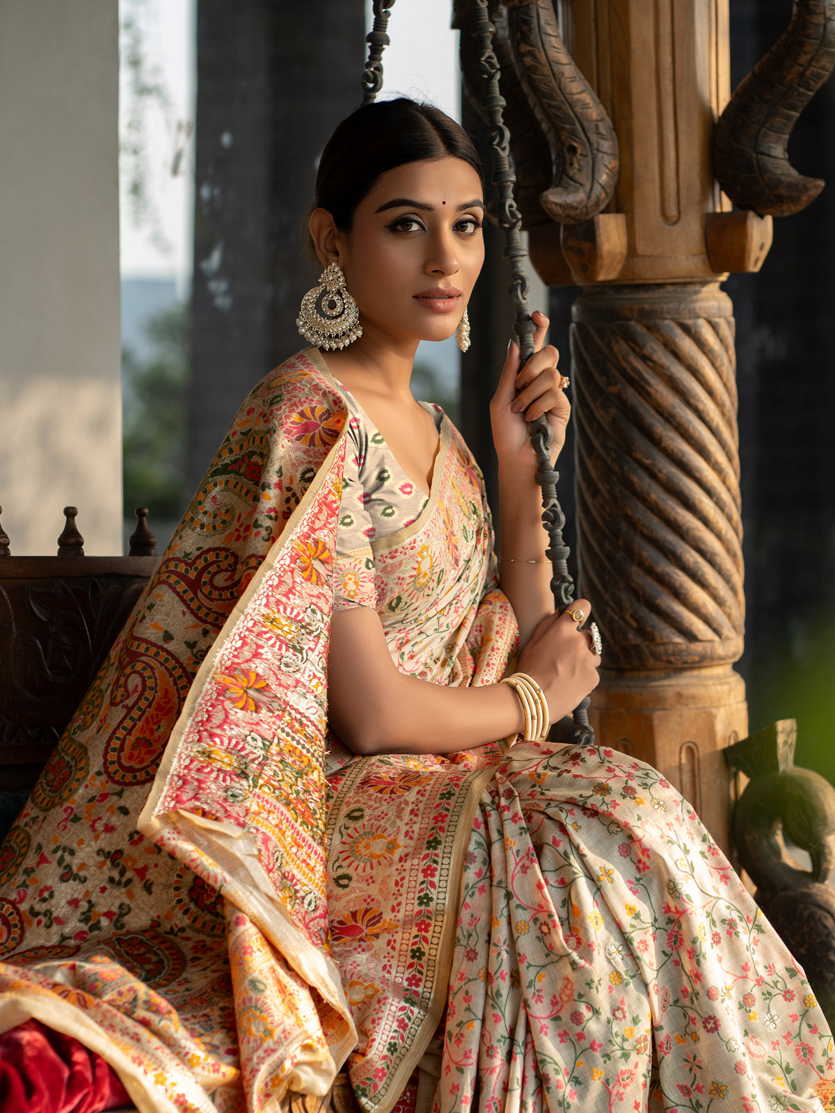 Timeless Warm Beige Jamdani Saree with Antique Gold Minakari Kani Weave